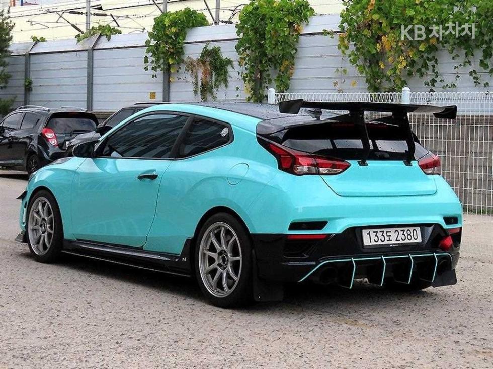 Hyundai Veloster — фото 3