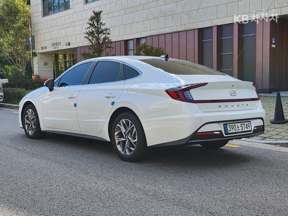 Hyundai Sonata Premium Family — фото 4