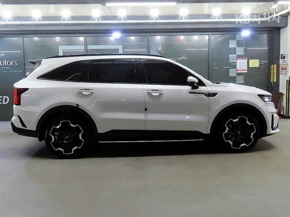 Kia Sorento SIGNATURE — фото 3