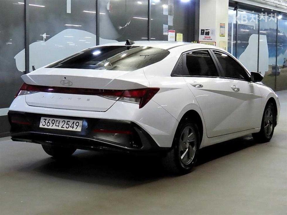 Hyundai Avante Smart — фото 4