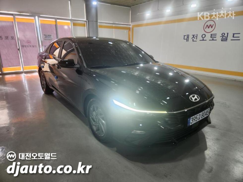 Hyundai Avante — фото 2