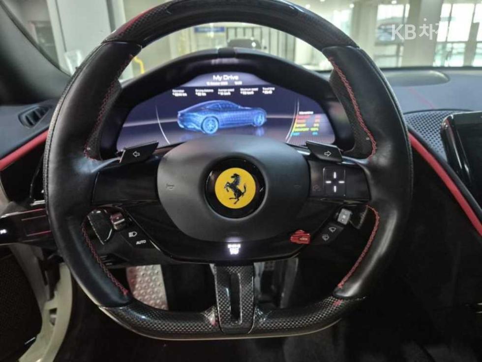Ferrari Roma — miniaturë 6