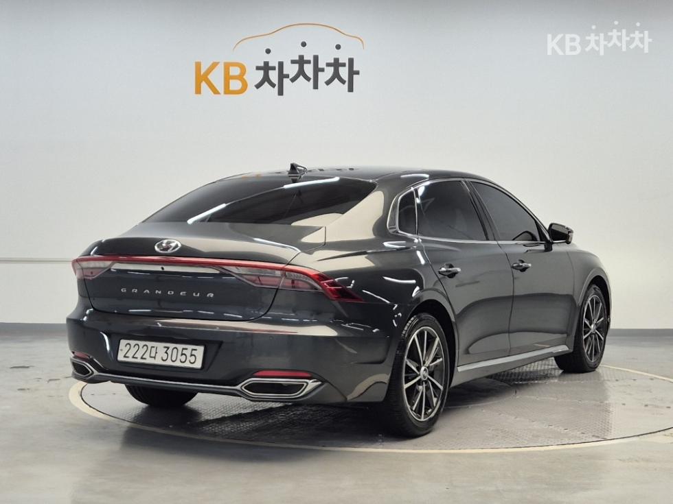 Hyundai Grandeur EXCLUSIVE — фото 3