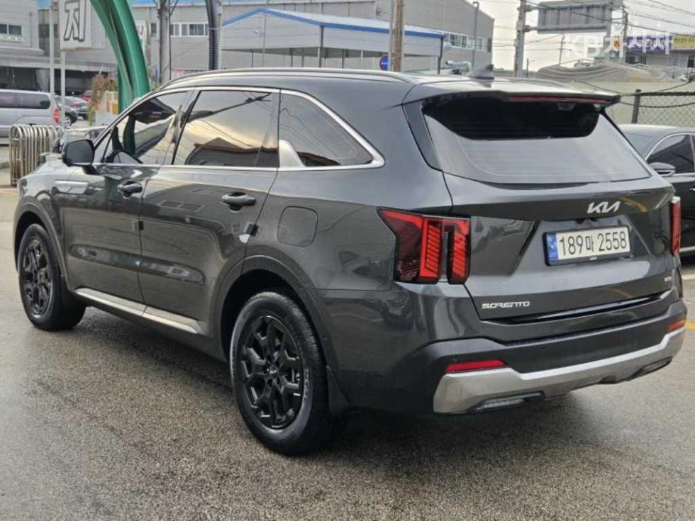 Kia Sorento SIGNATURE — фото 3
