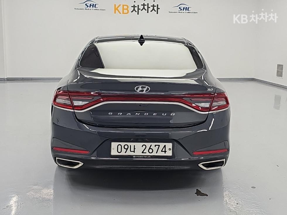 Hyundai Grandeur BASE MODEL — фото 3