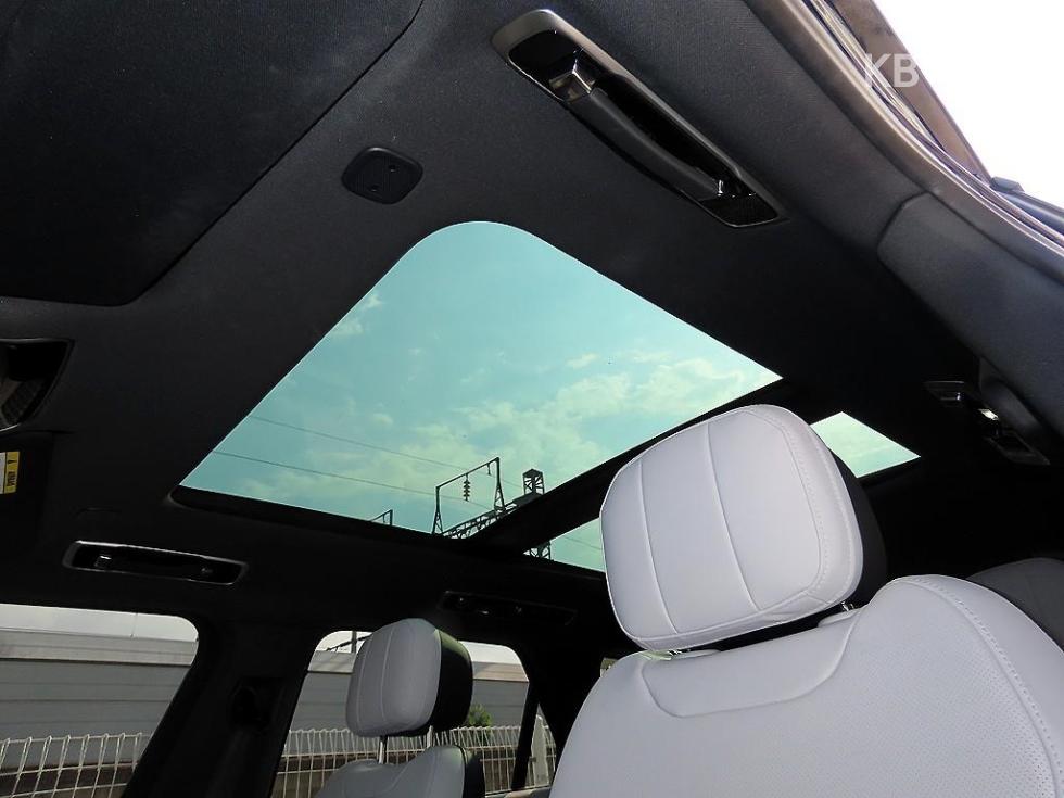 Land Rover Range Rover Sport — miniaturë 17