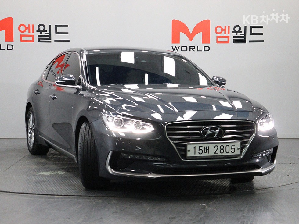 Hyundai Grandeur BASE MODEL — фото 2