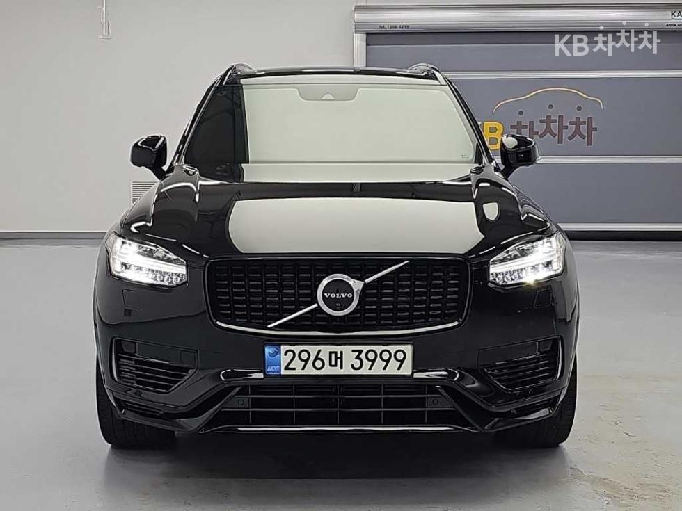 Volvo XC90 Inscription — фото 1