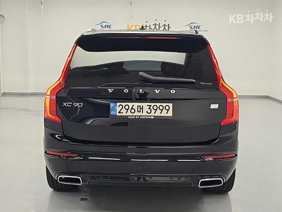 Volvo XC90 Inscription — фото 3