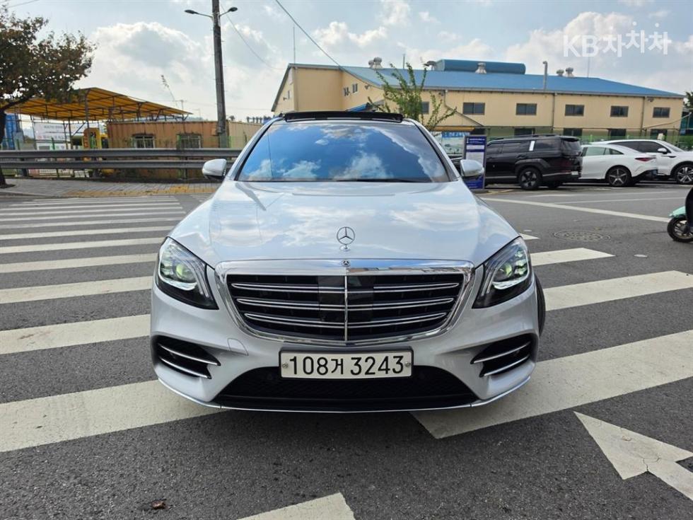 Mercedes-Benz S-Class AMG Line — фото 1