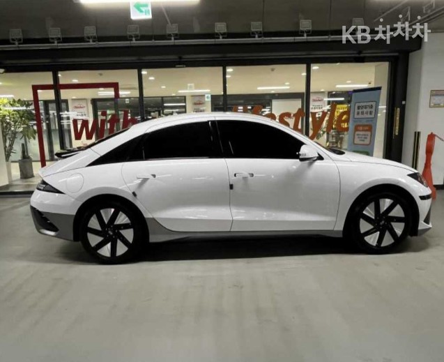 Hyundai IONIQ 6 Exclusive Plus — фото 3