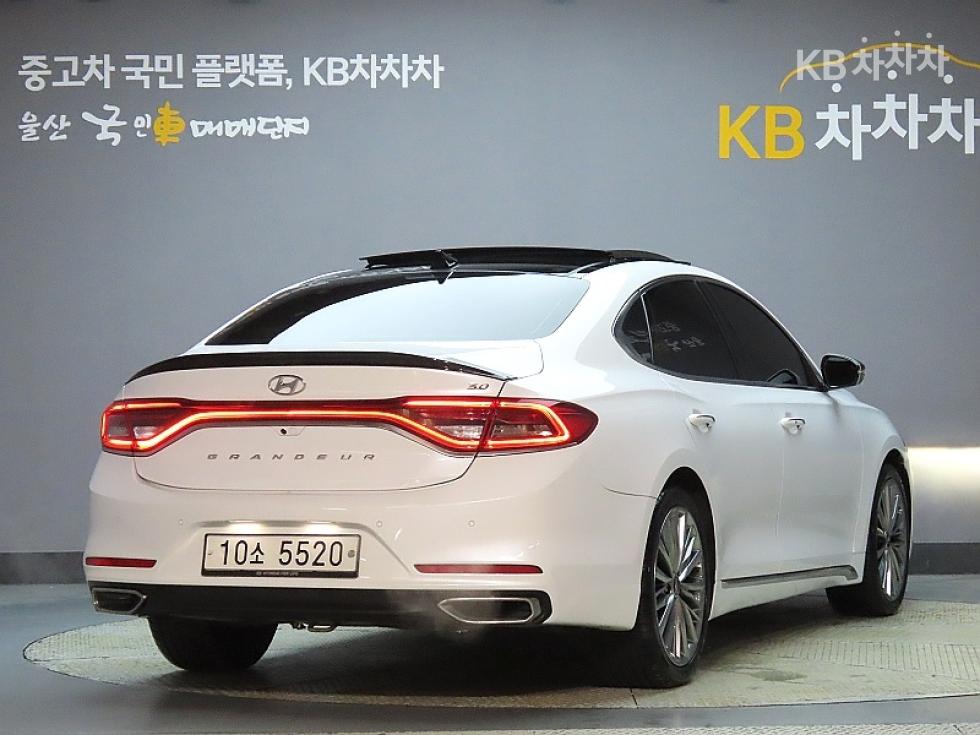 Hyundai Grandeur — фото 2