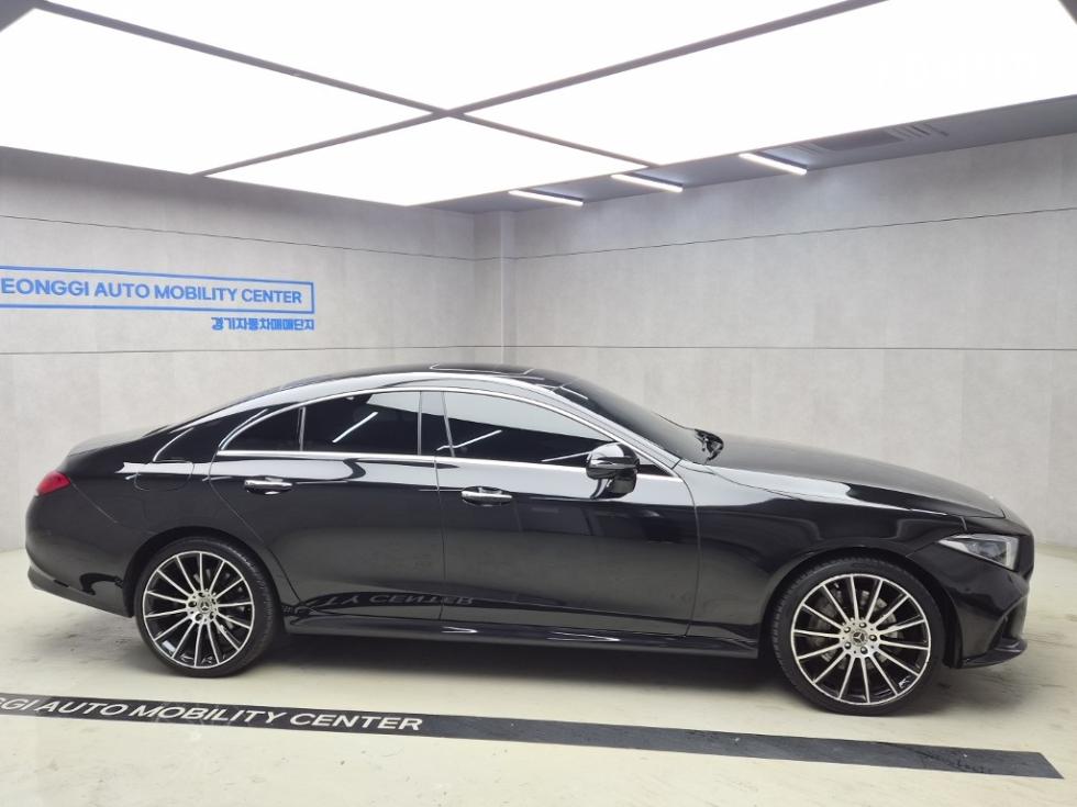 Mercedes-Benz CLS-Class BASE MODEL — фото 2