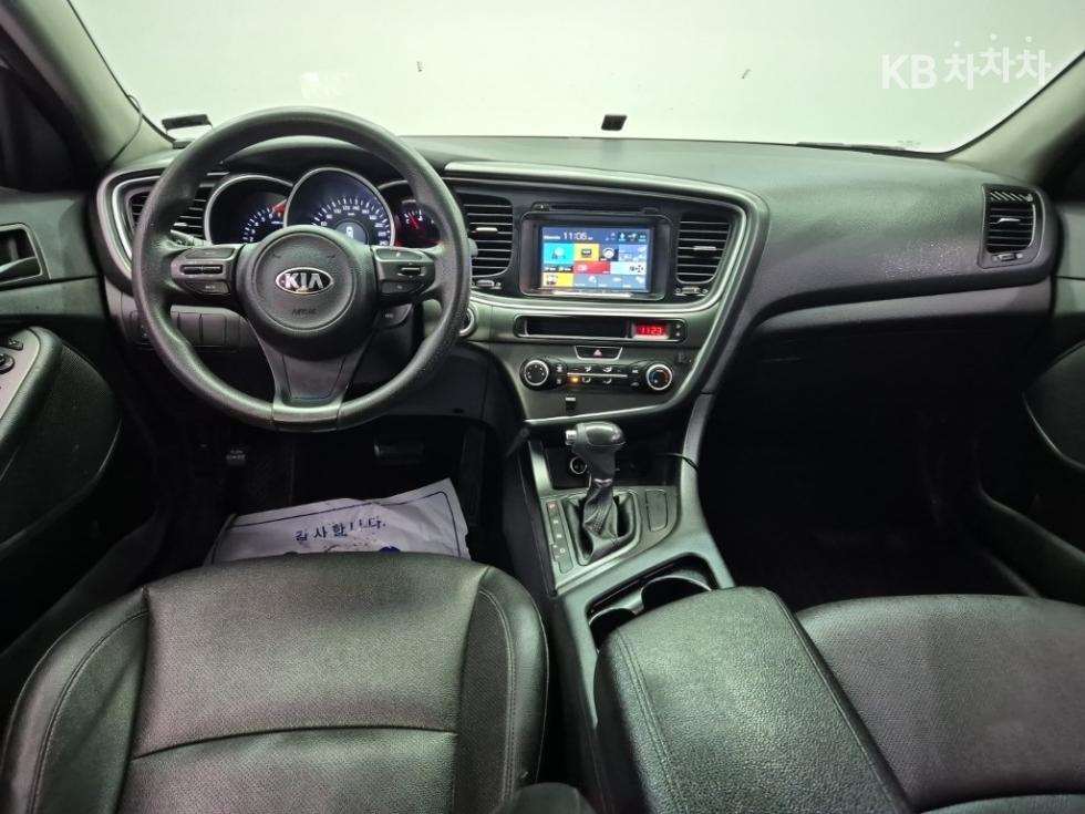 Kia K5 — miniaturë 7