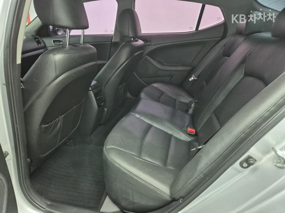 Kia K5 — miniaturë 12