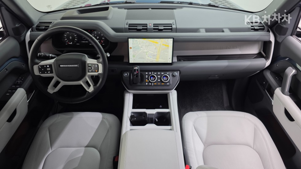 Land Rover Defender — miniaturë 9