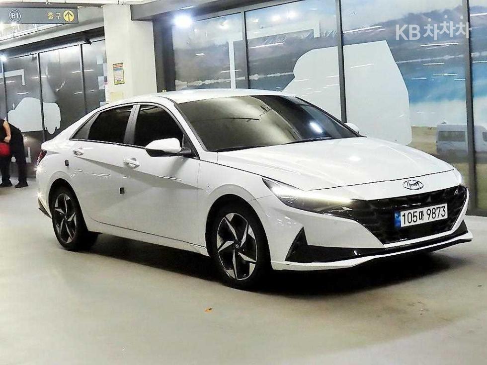 Hyundai Avante INSPIRATION — фото 1