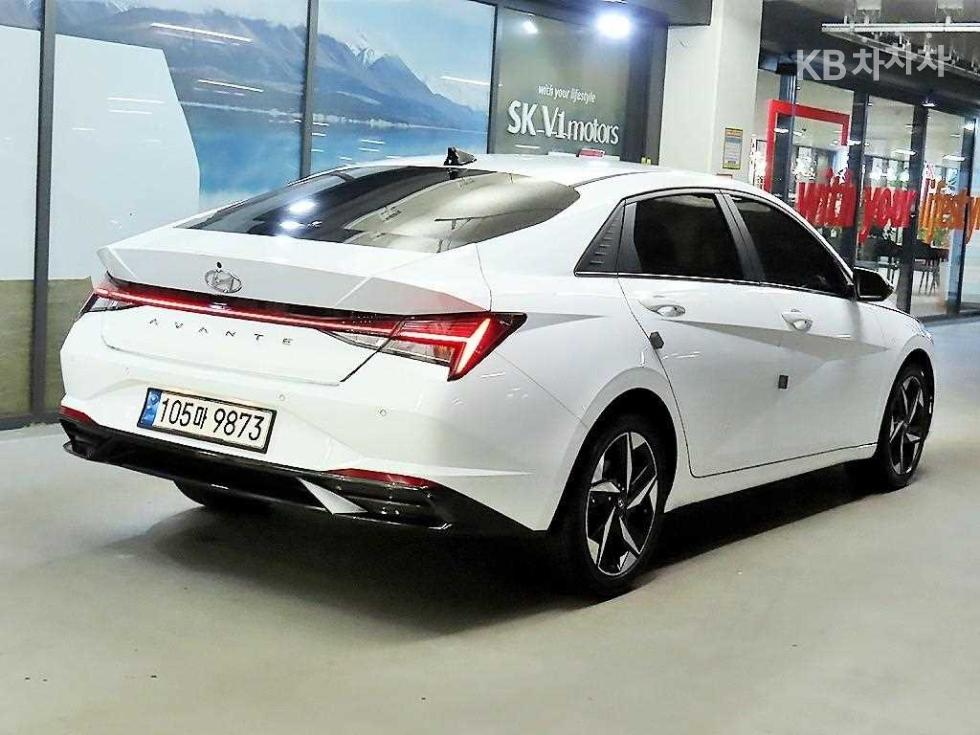 Hyundai Avante INSPIRATION — фото 4
