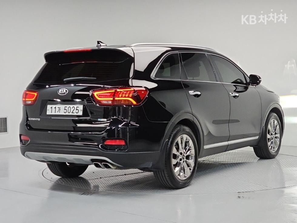 Kia Sorento Noblesse Special — фото 4