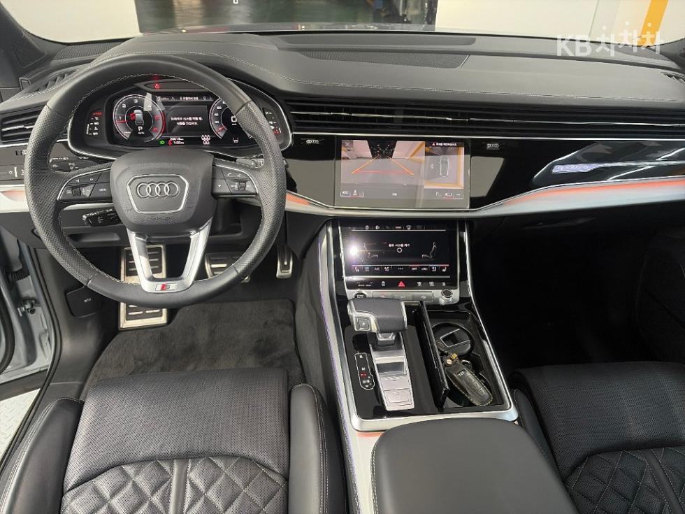 Audi Q7 — miniaturë 7