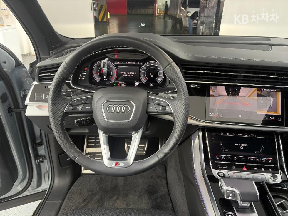 Audi Q7 — miniaturë 9