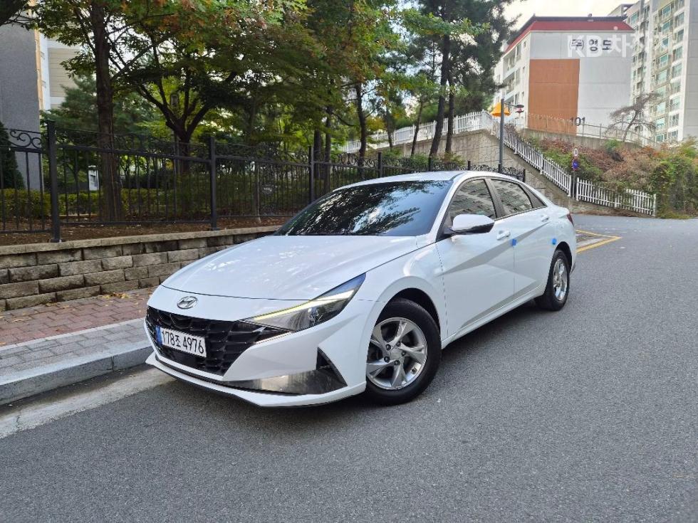 Hyundai Avante — фото 2