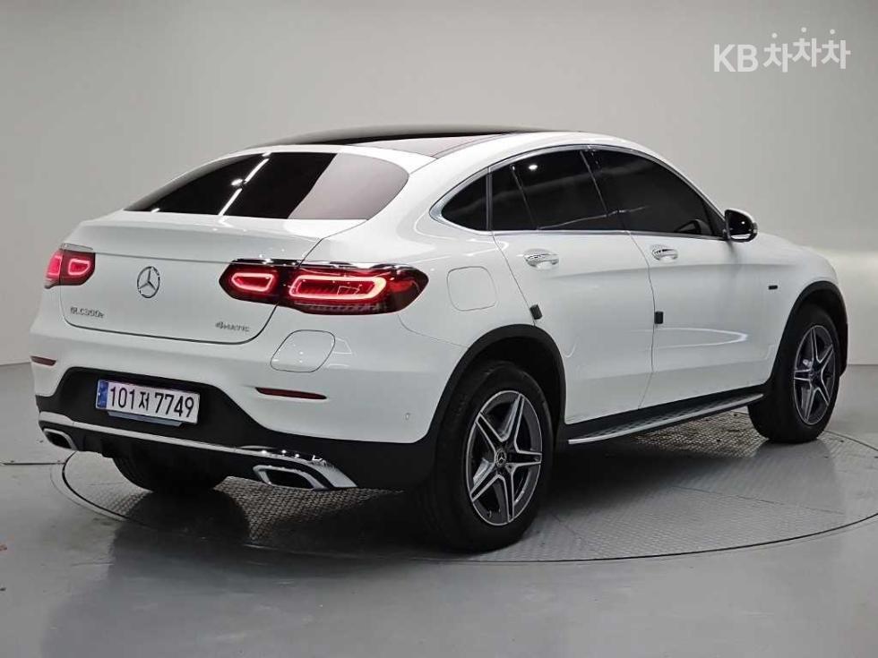 Mercedes-Benz GLC-Class BASE MODEL — фото 4