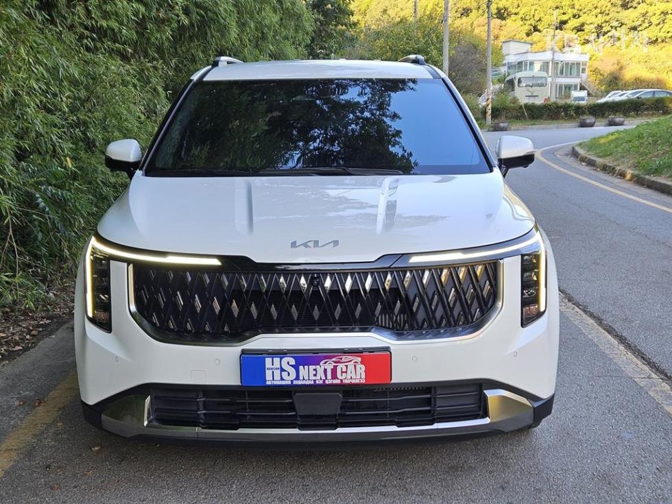 Kia Carnival — miniaturë 2