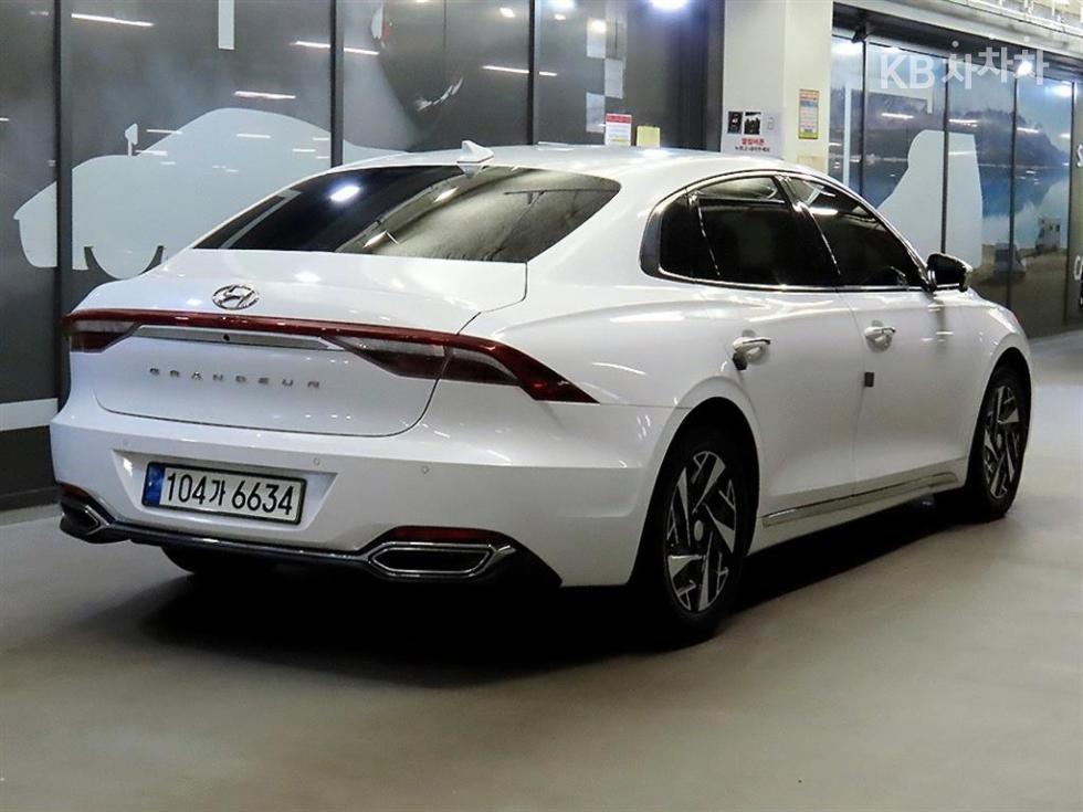 Hyundai Grandeur EXCLUSIVE — фото 4