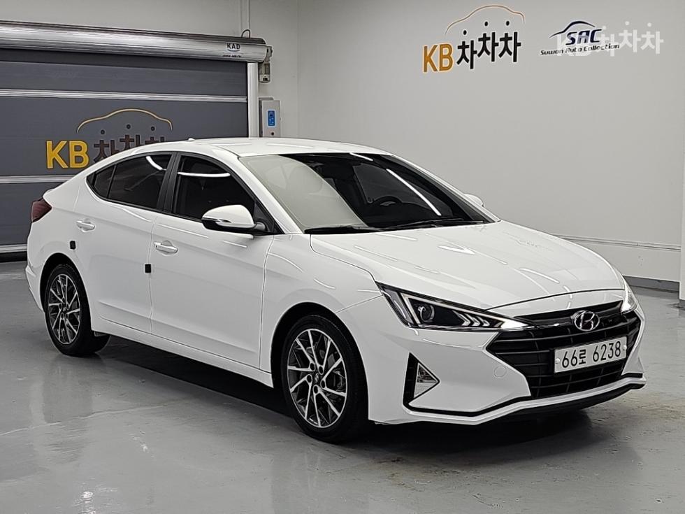 Hyundai Avante Style — фото 4