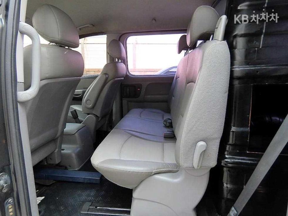 Hyundai Starex — miniaturë 6