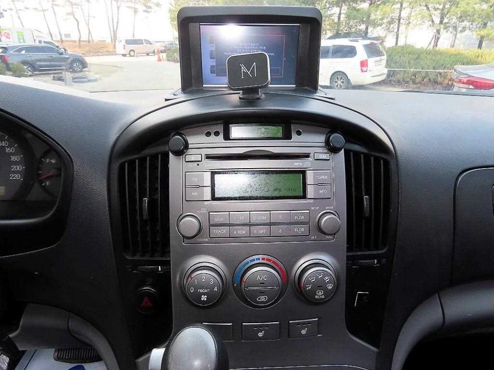 Hyundai Starex — miniaturë 13