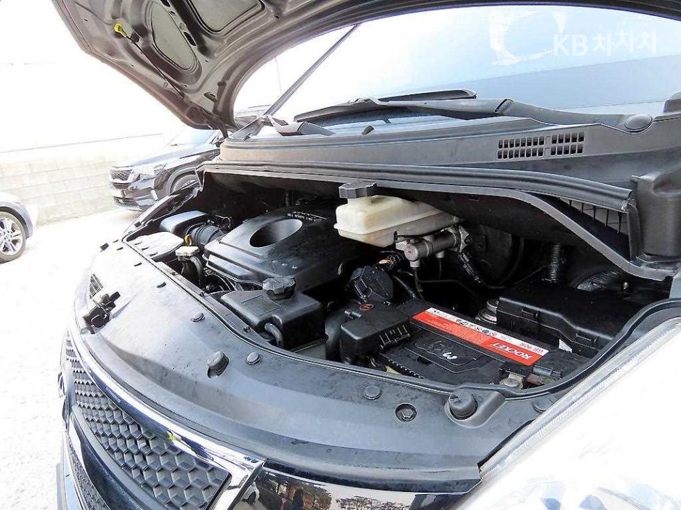 Hyundai Starex — miniaturë 18