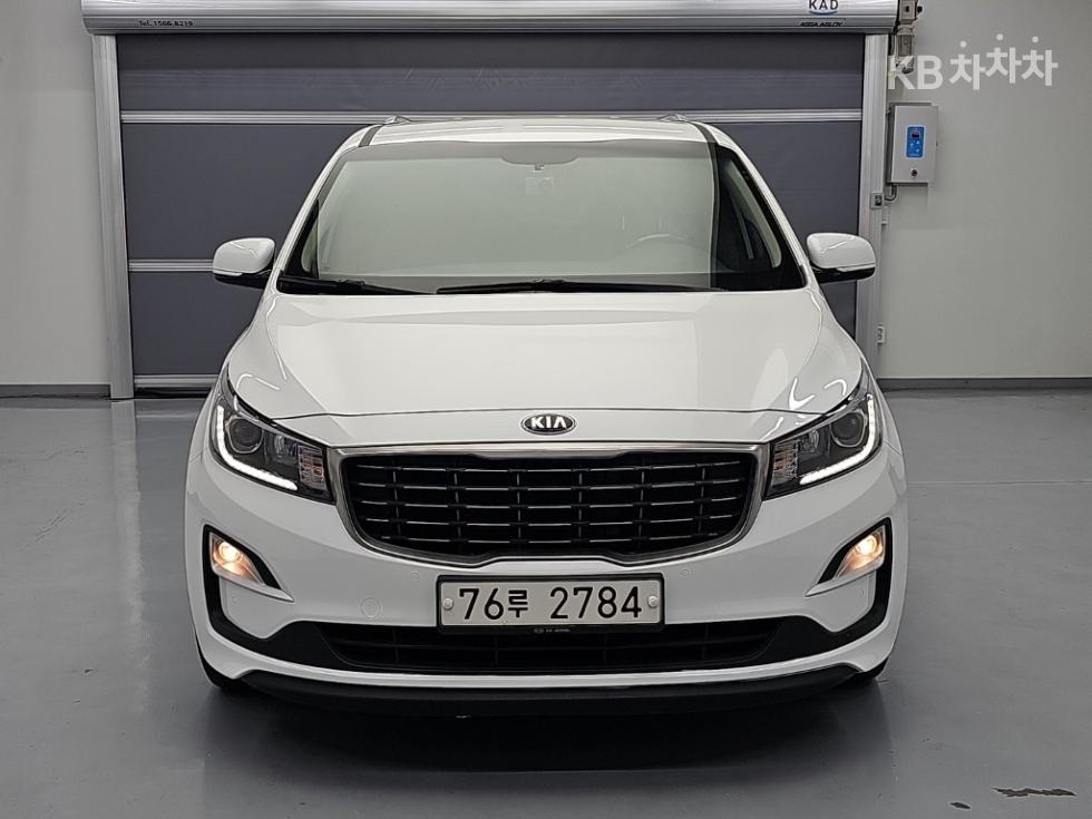 Kia Carnival PRESTIGE — фото 2