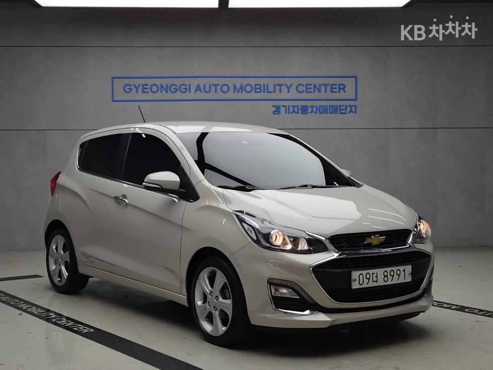 GM Korea Chevrolet Spark BASE MODEL — фото 1