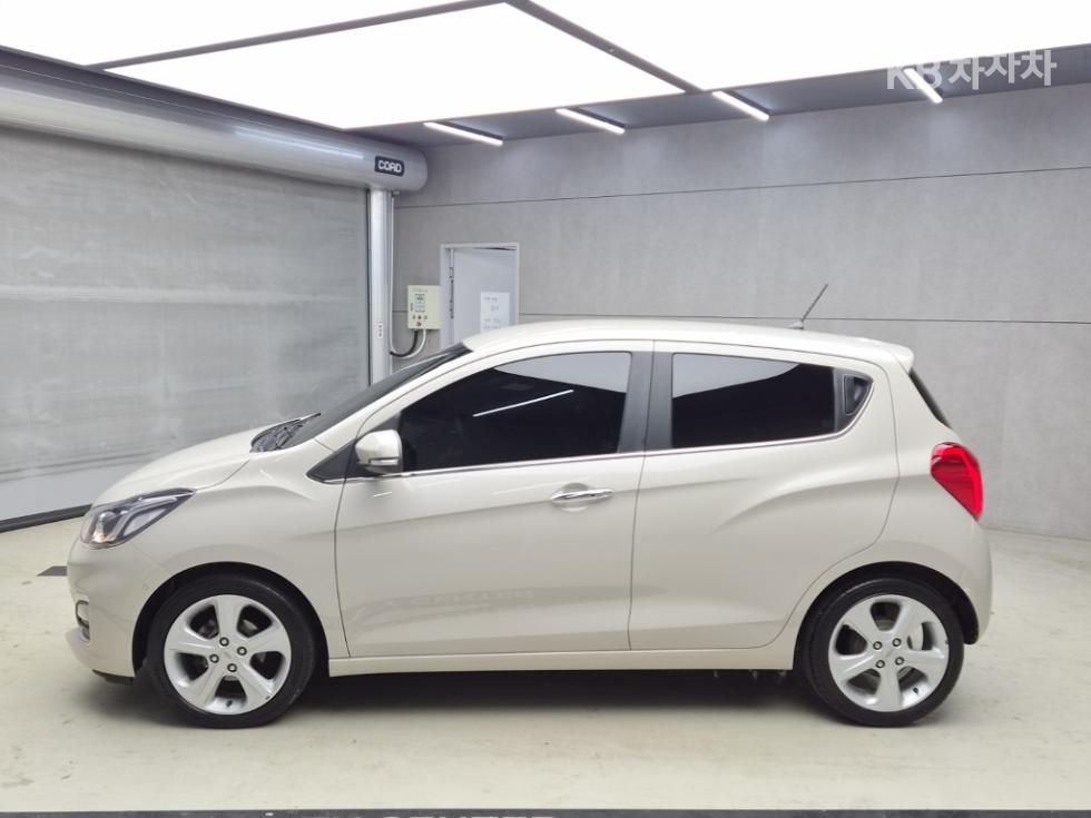 GM Korea Chevrolet Spark BASE MODEL — фото 4
