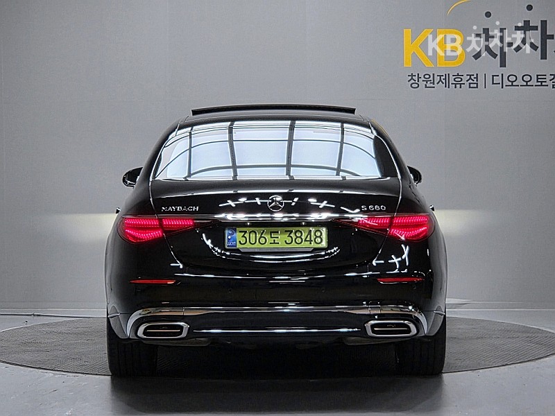 Mercedes-Benz S-Class BASE MODEL — фото 4