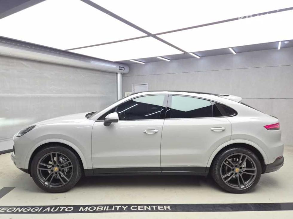 Porsche Cayenne BASE MODEL — фото 4