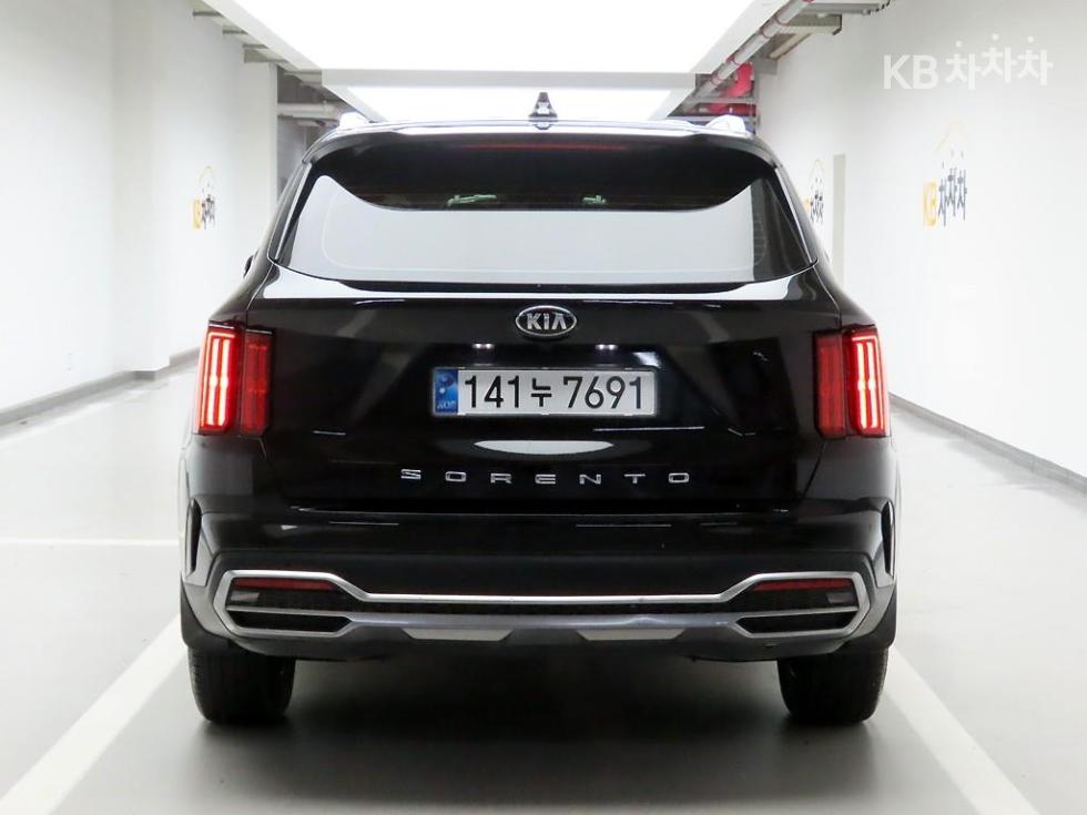 Kia Sorento SIGNATURE — фото 3