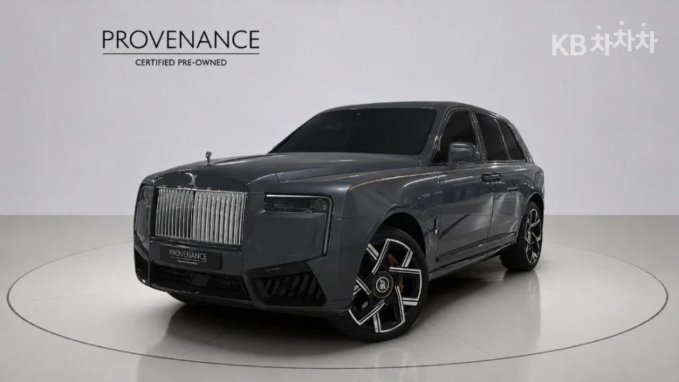 Rolls-Royce Cullinan Black Badge — фото 1