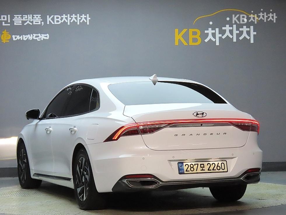 Hyundai Grandeur BASE MODEL — фото 4