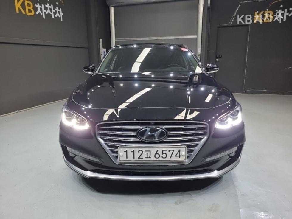 Hyundai Grandeur BASE MODEL — фото 1
