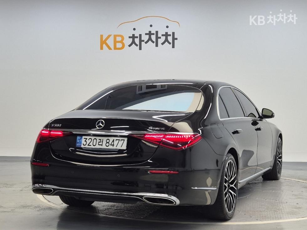 Mercedes-Benz S-klasse — miniaturë 3