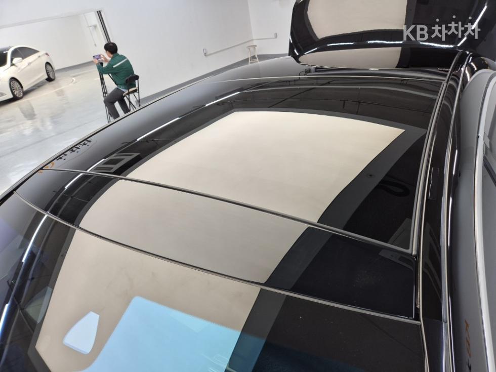 Mercedes-Benz S-klasse — miniaturë 13