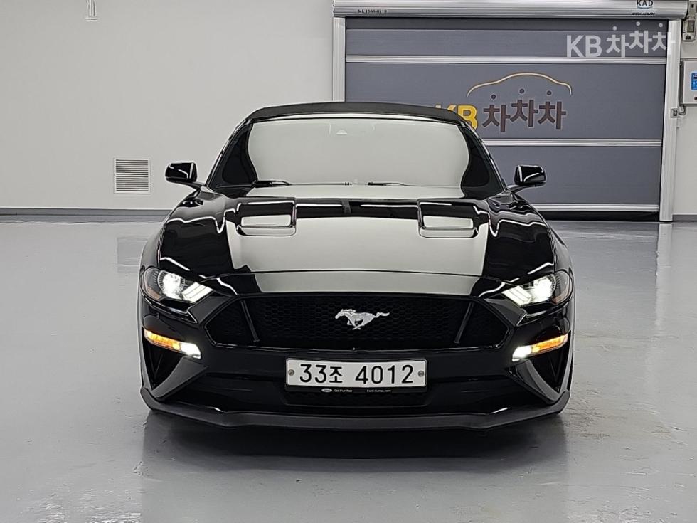 Ford Mustang Premium — фото 2