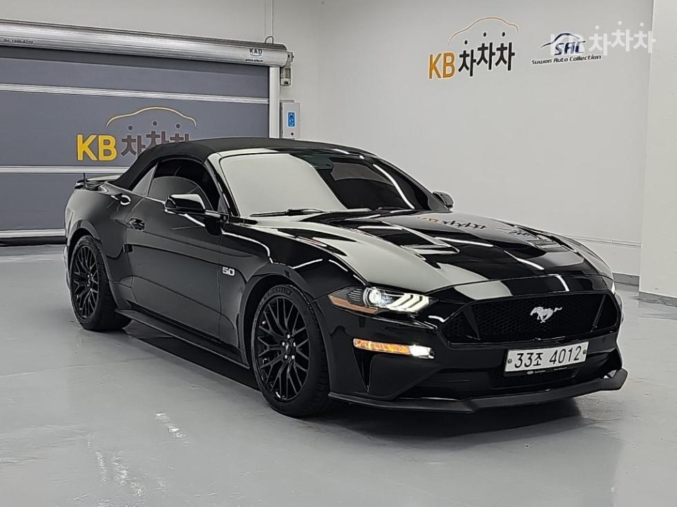 Ford Mustang Premium — фото 4