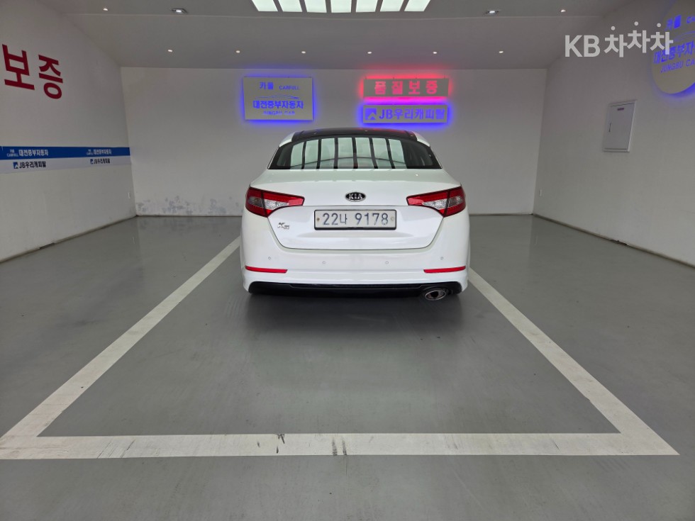 Kia K5 — miniaturë 4