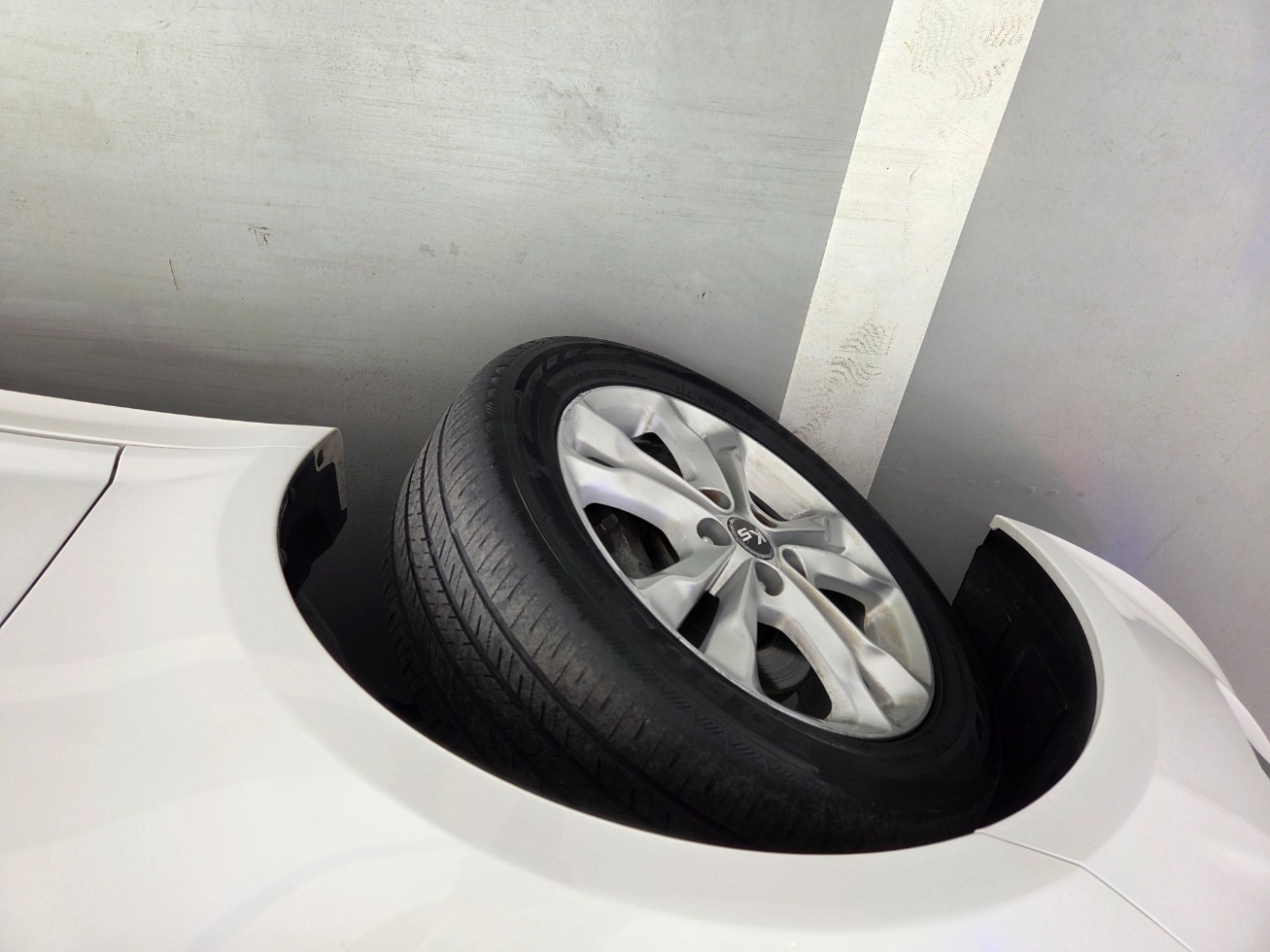 Kia K5 — miniaturë 18