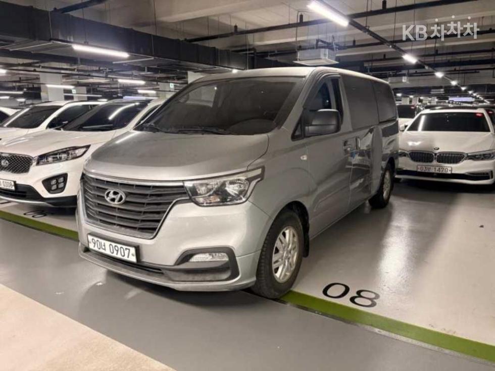 Hyundai Starex — miniaturë 2
