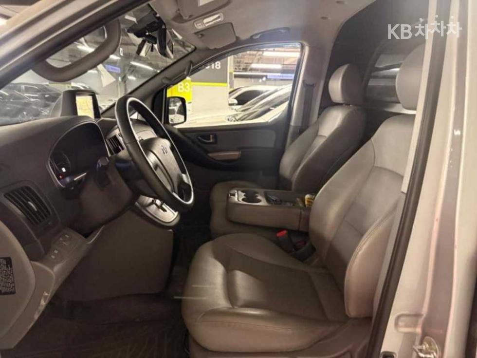 Hyundai Starex — miniaturë 4